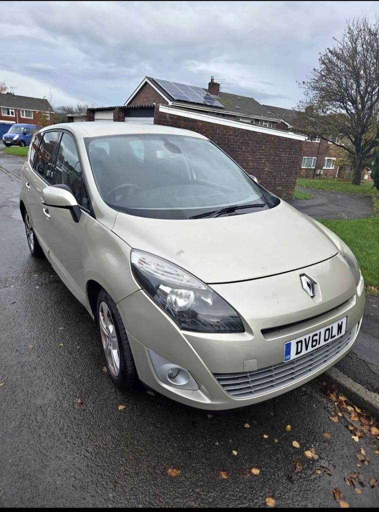 Renault, GRAND SCENIC, MPV, 2012, Manual, 1461 (cc), 5 doors