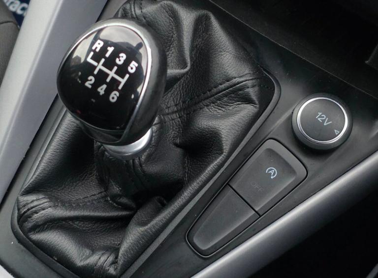 2015 Ford Focus ZETEC HATCHBACK Petrol Manual