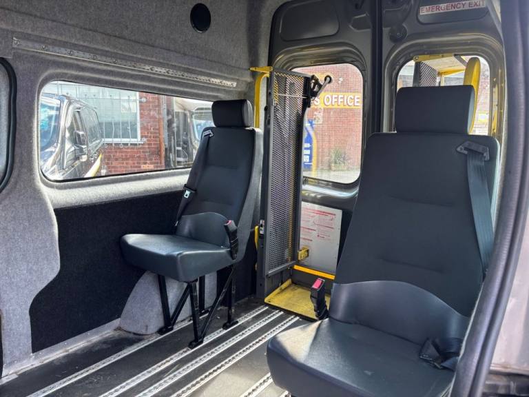 2018 18 RENAULT TRAFIC MINIBUS  ENERGY 29 BUSINESS  5DR DIESEL MANUAL LWB HIGH R