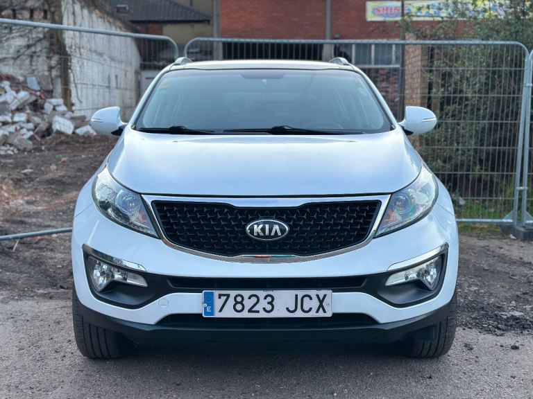 LEFT HAND DRIVE KIA SPORTAGE 2015