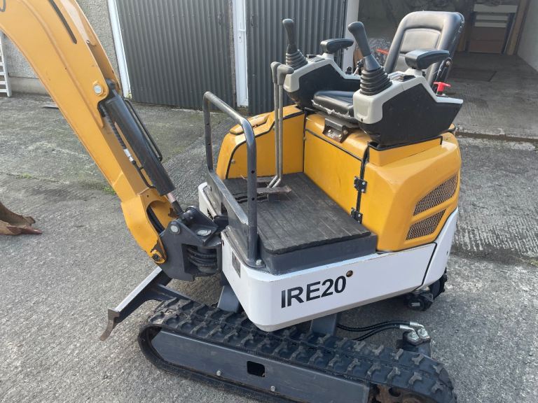 Mini digger IRE 20