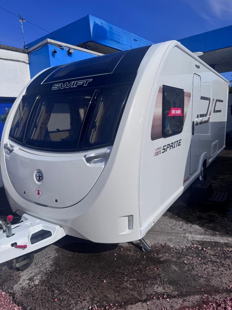 Swift Major 4 SB, Yr.2022, Fixed Island Bed 