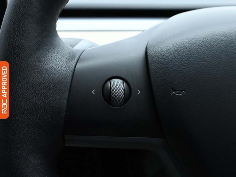 2021 Tesla Model 3 Standard Range Plus Saloon 4dr Electric Auto RWD (241 bhp) Saloon ELECTRIC Aut...