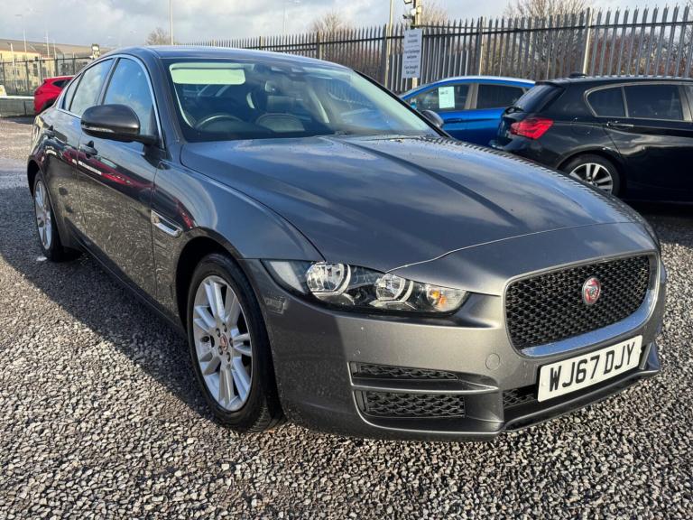 2017 Jaguar XE 2.0d Prestige Auto Euro 6 (s/s) 4dr SALOON Diesel Automatic