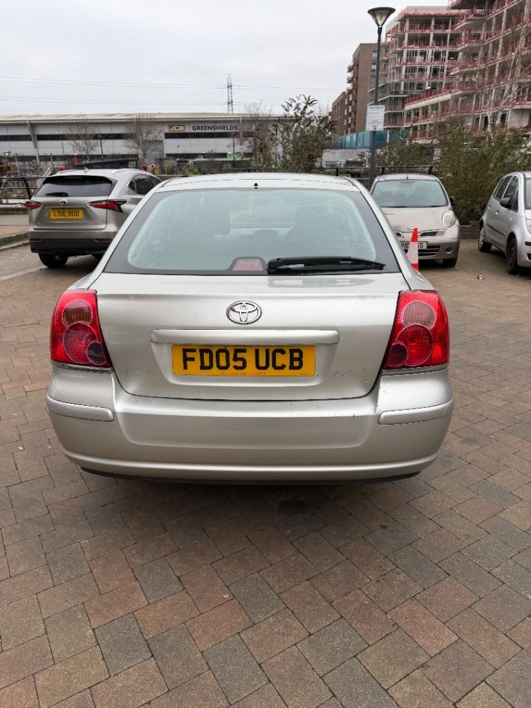 Toyota, AVENSIS, Hatchback, 2005, Manual, 1794 (cc), 5 doors