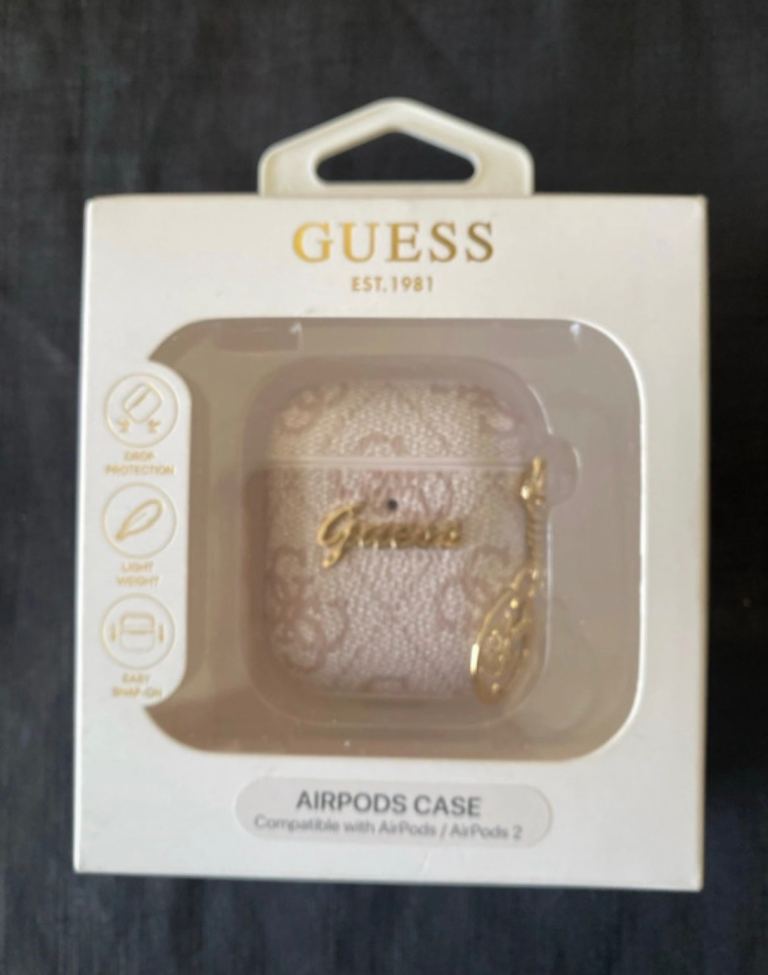New Guess Airpods Case for Airpods 1/2 – White/Gold