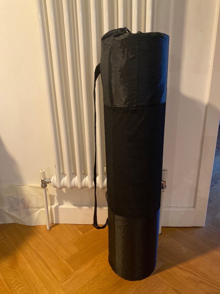 Black Yoga Mat in Carry Bag – Good Condition