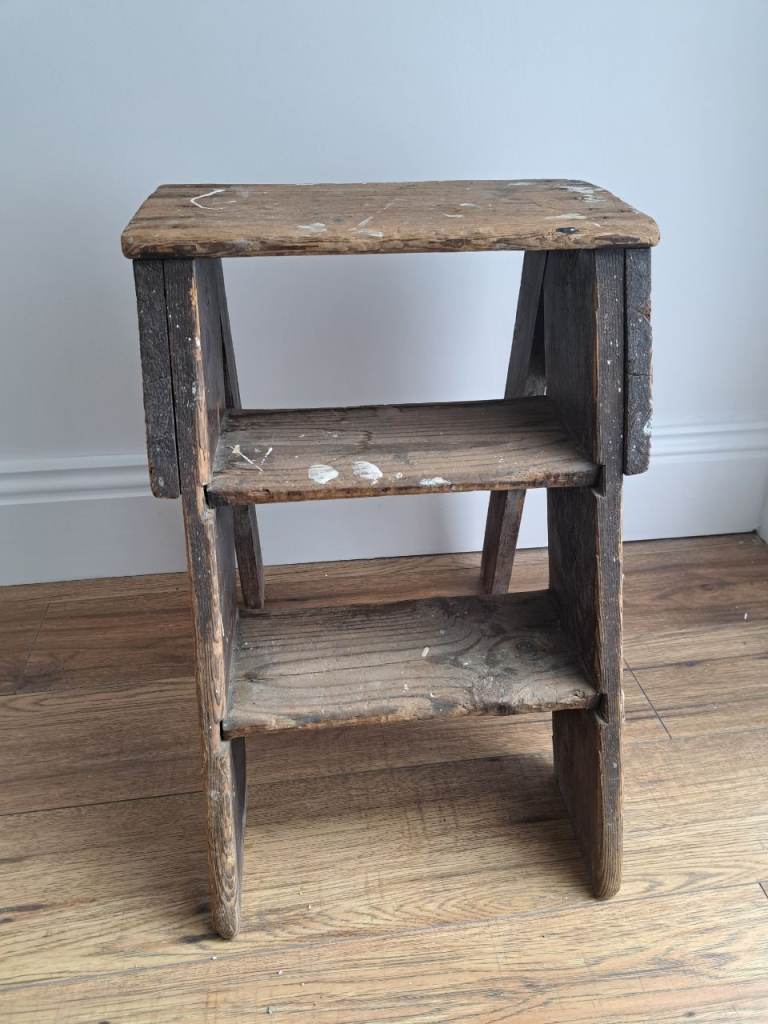 Vintage step stool 