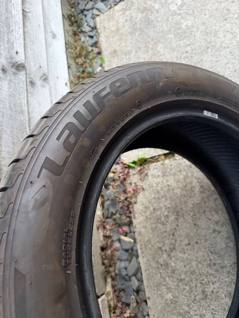 Tyre laufenn 205/55 R16