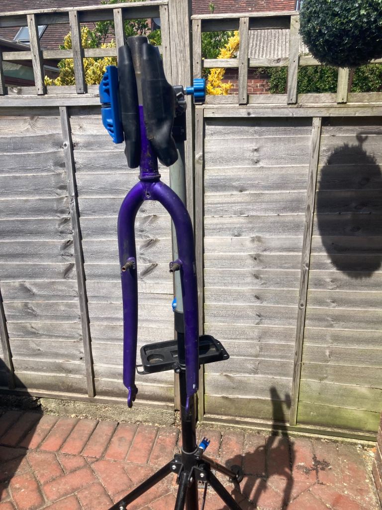 Saracen Max drive mountain bike forks 1 1/8 190mm threaded steerer
