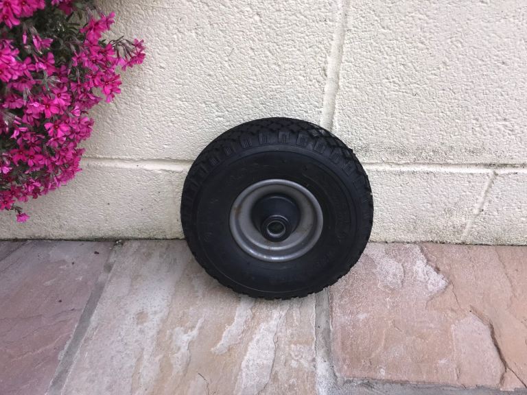 Jockey.wheel
