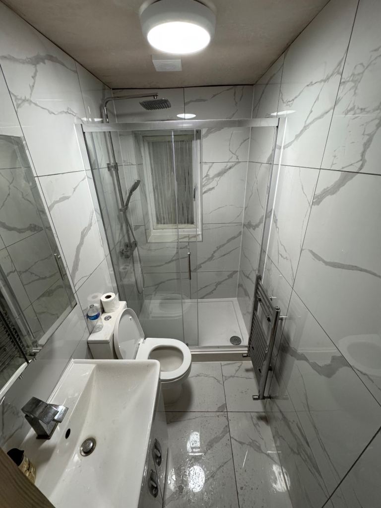 2 bedroom property to rent (Bills Inc)