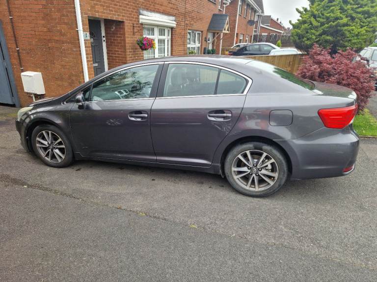 Toyota, AVENSIS, Saloon, 2012, Manual, 1998 (cc), 4 doors