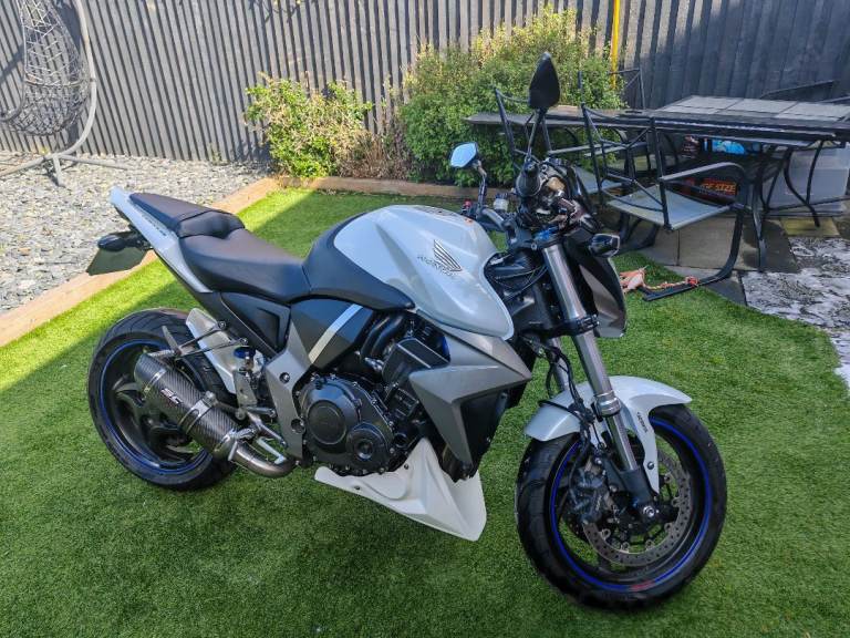 Honda cb1000r