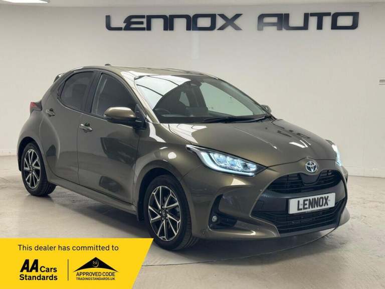 2022 Toyota Yaris 1.5 VVT-h Design E-CVT Euro 6 (s/s) 5dr HATCHBACK Petrol/Electric Hybrid Automatic