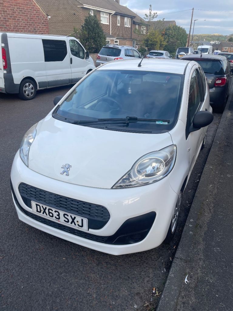 Peugeot, 107, Hatchback, 2013, Manual, 998 (cc), 3 doors