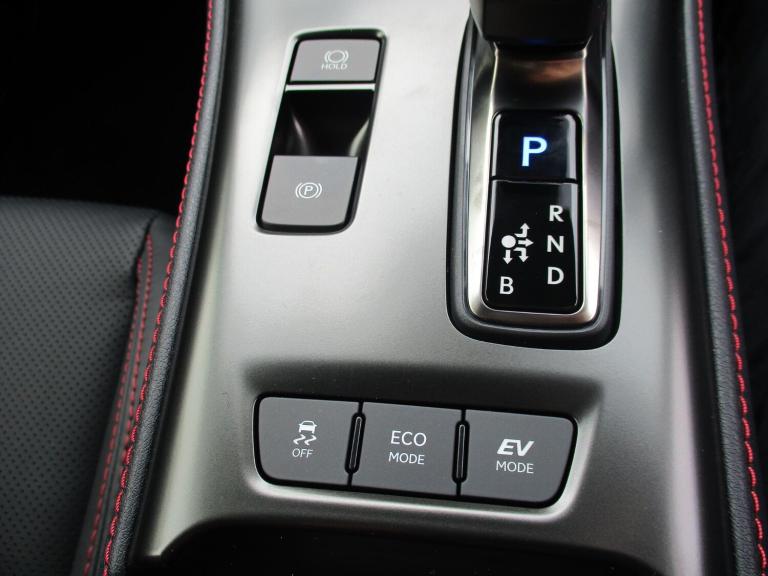 2025 Lexus LBX 1.5 VVT-iE Premium SUV 5dr Petrol Hybrid E-CVT Euro 6 (s/s) (136 ps) HATCHBACK Pet...