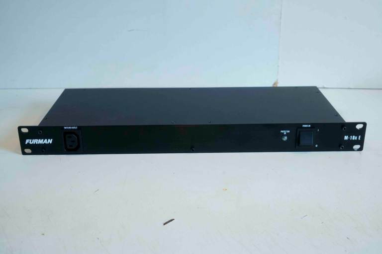 Furman M-10x E Power Conditioner /Distributer – Unused Mint Condition
