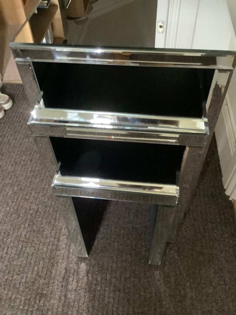 Set of three mirrored tables
