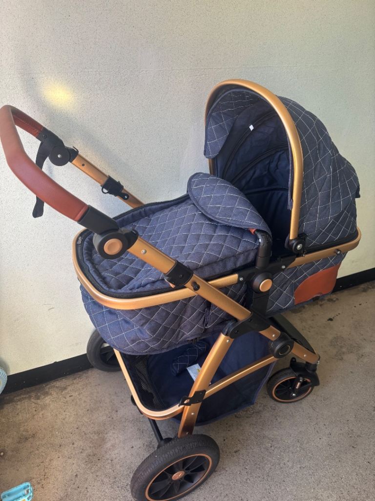 Navy Blue Pram/Stroller/Car Seat Travel System 