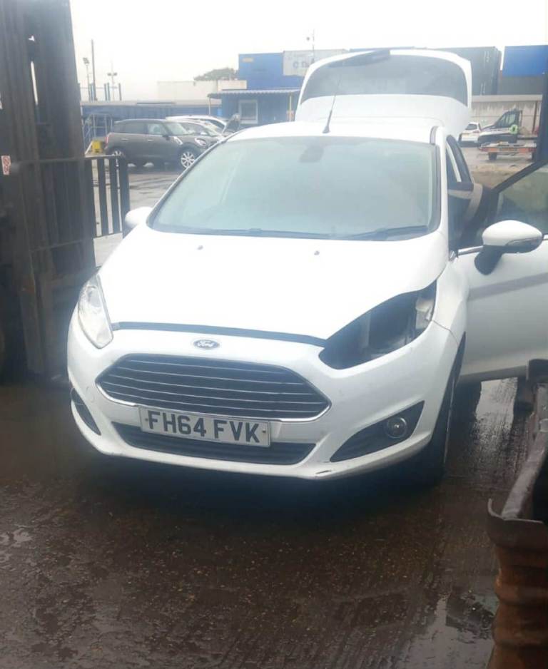 BREAKING FORD FIESTA MK7.5 WHITE CAR PARTS SPARES