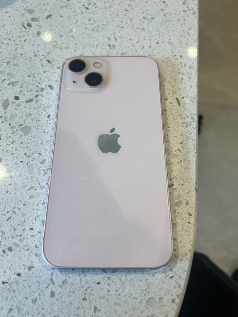 Apple iPhone 13 white – Good Condition, Unlocked