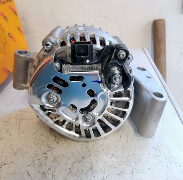 New Rollco ALT350CP Alternator 12V 95A for Ford Transit / Tourneo