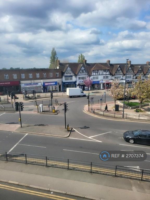 1 bedroom flat in Imperial Drive, Harrow, HA2 (1 bed) (#2707374)