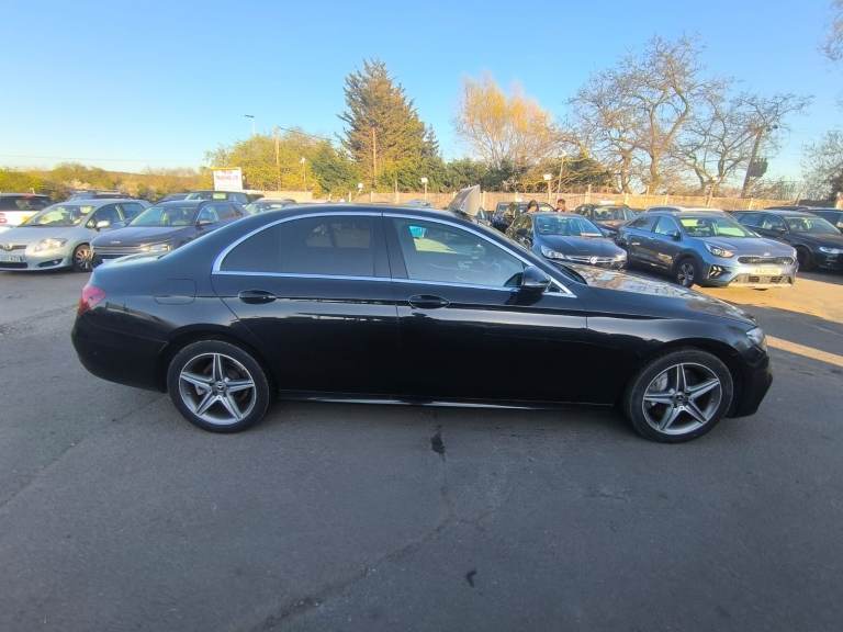 PCO CAR FOR RENT – MERCEDES E300de AMG LINE (2020)