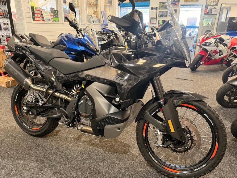 2024 KTM 790 Adventure