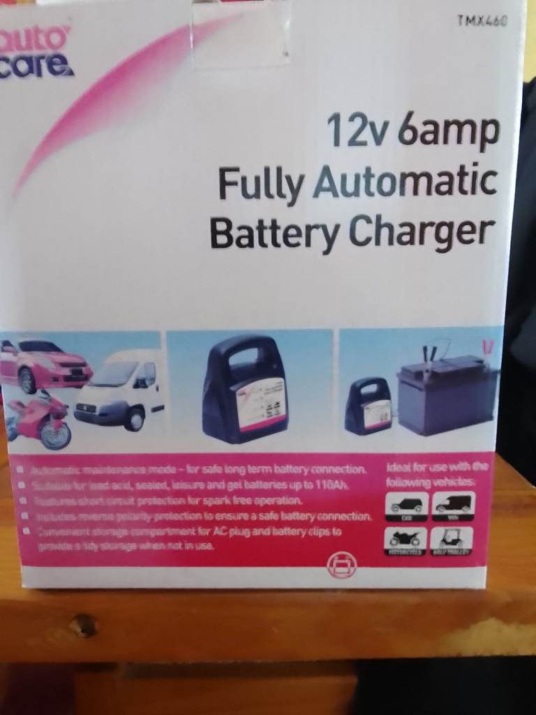 12v fully automatic car motorcycle leisure battery charger new in box