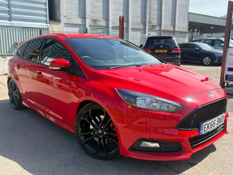 2016 Ford Focus 2.0T EcoBoost ST-2 Euro 6 (s/s) 5dr HATCHBACK Petrol Manual