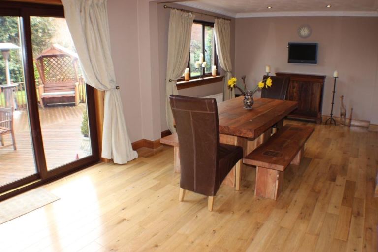 Large very heavy farmhouse style dining table and 2 benches 
