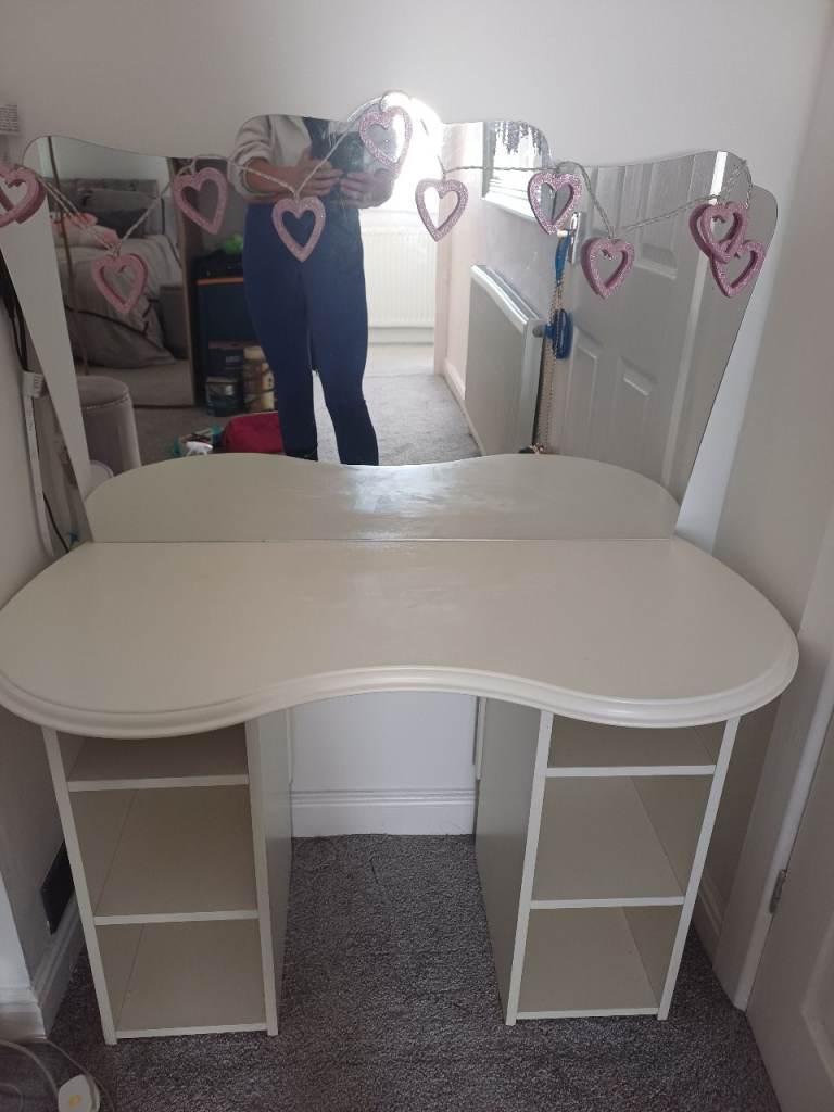 Dressing Table with Mirror and Shelves – Good Condition