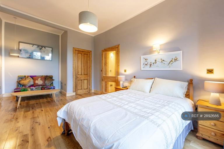2 bedroom flat in Murieston Terrace, Edinburgh, EH11 (2 bed) (#2892686)