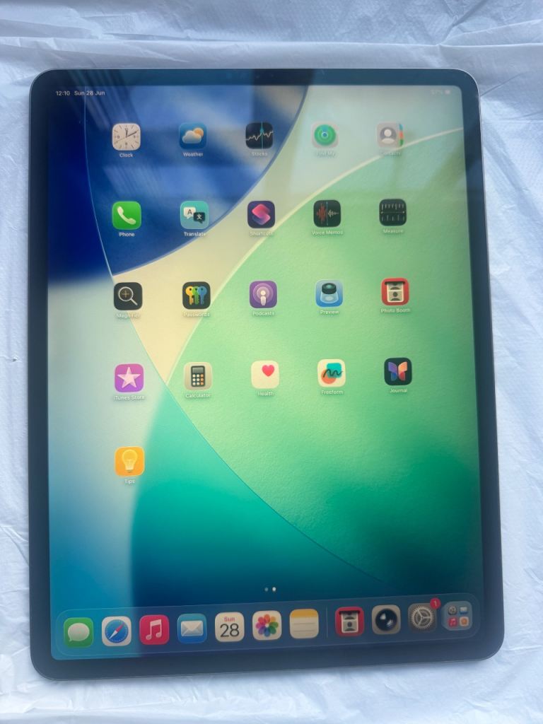 iPad Pro 12.9 64gb WiFi excellent condition 