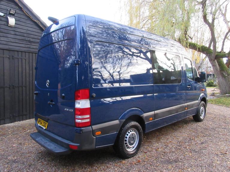 2014 Mercedes-Benz Sprinter 316 2.1CDi 3.5T L2H2 MWB MED ROOF [Email address removed. Click Email...