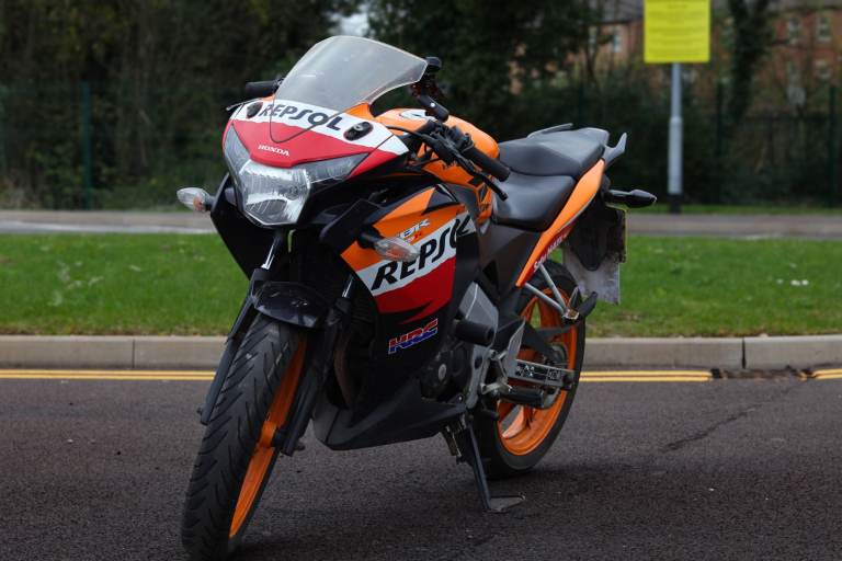 Honda CBR125R (2014)