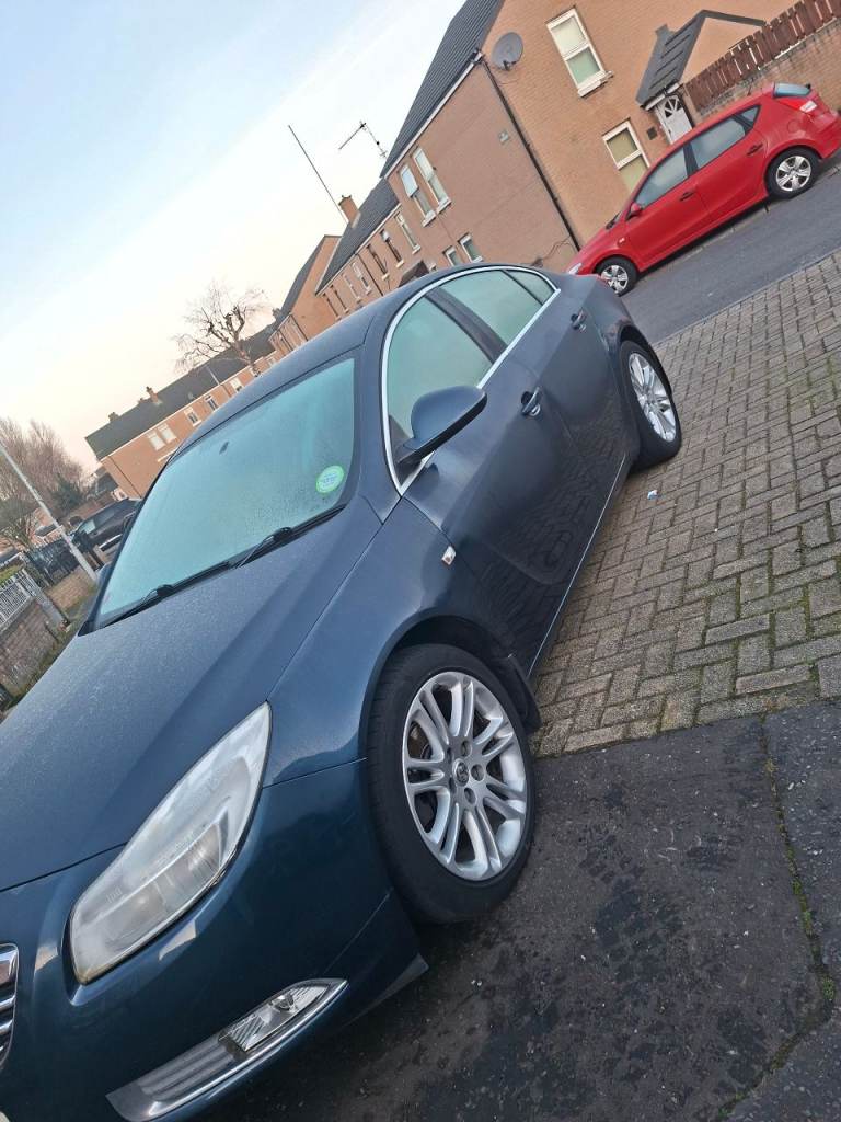 Vauxhall insignia 1.8 petrol mint car 