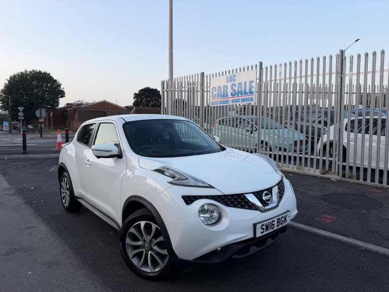 2016 Nissan Juke 1.2 DiG-T Tekna 5dr HATCHBACK Petrol Manual