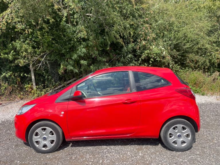 FORD KA 1.2 ZETEC EDGE 63 REG RED 3 DOOR 62008 MILES MOT JANUARY 22ND 2027 TAX £35 YEAR 48+ MPG