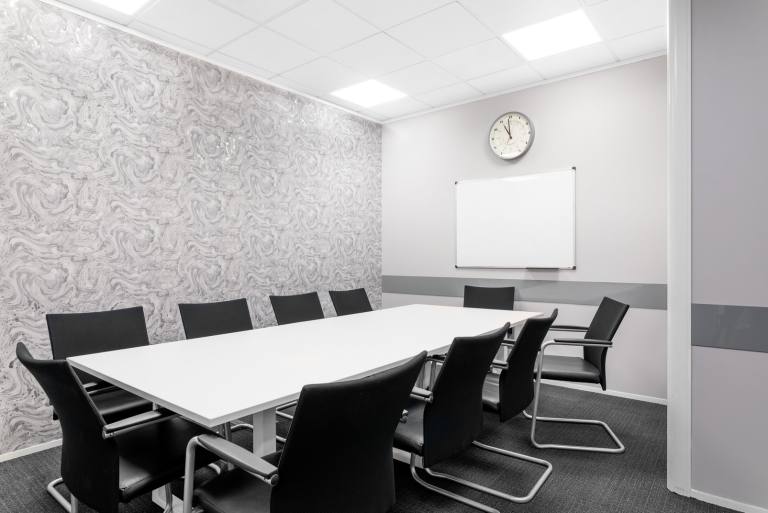 Leeds - LS12 6LN \ Large Office Space with a Flexible Layout