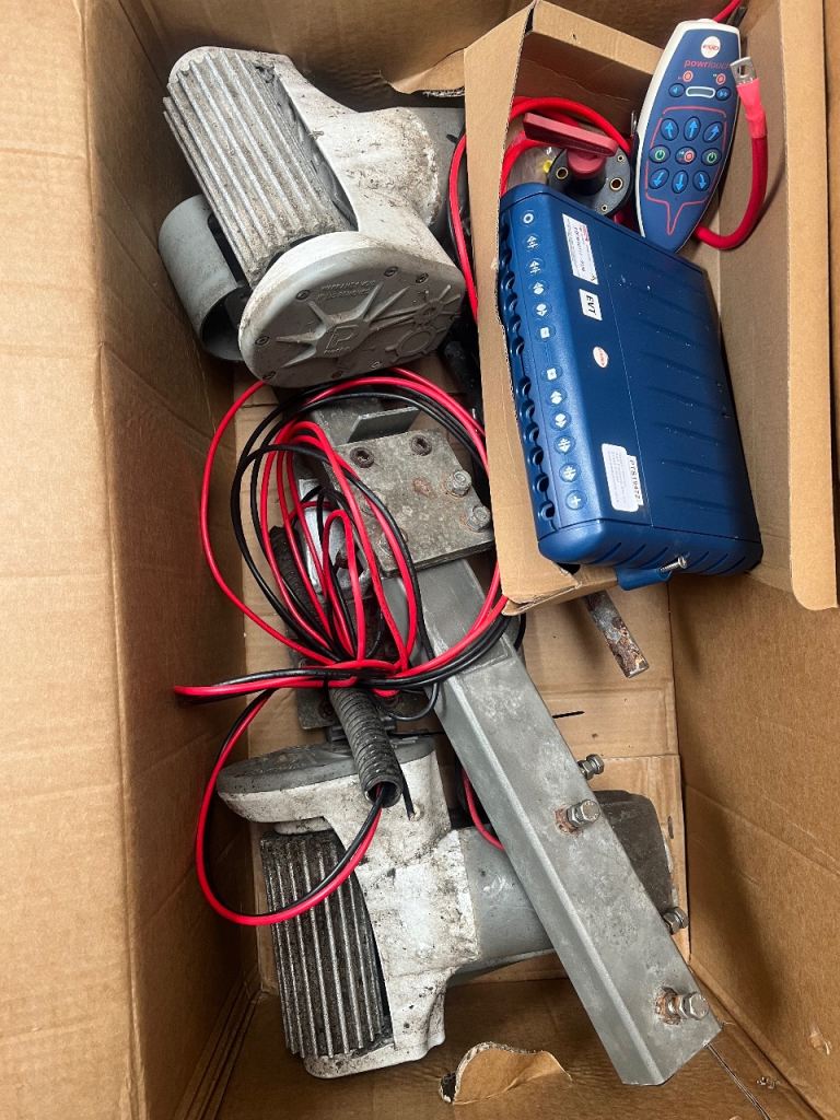 Power touch twin motor mover