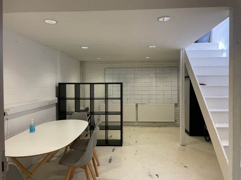 20sqm ground floor studio/ office of 2-storey studio to rent near Finsbury Park, N7.