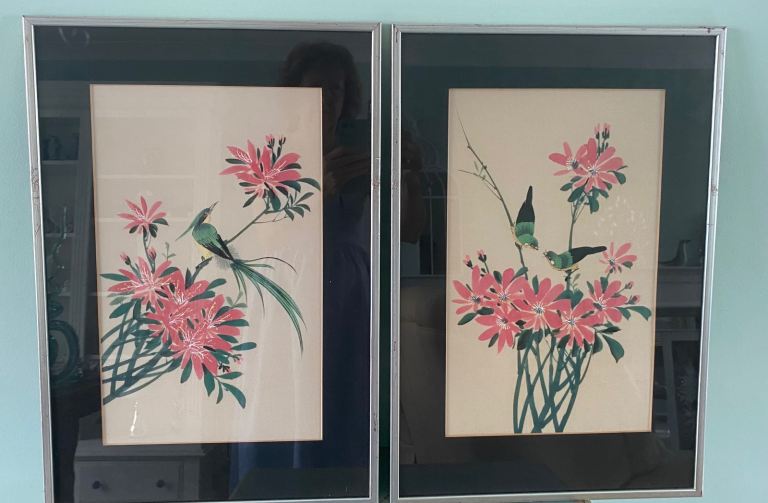 2 BIRD PRINTS BY ARTELIER, DE STEEGH, NETHERLANDS IN GLAZED FRAMES
