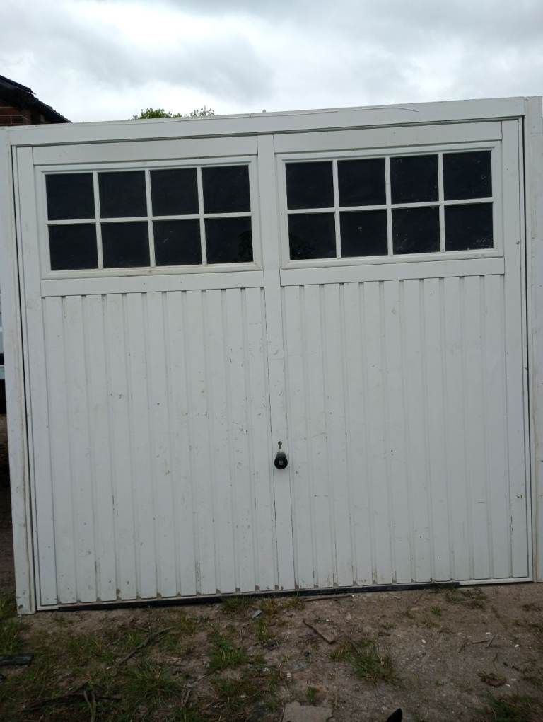 Garage door 