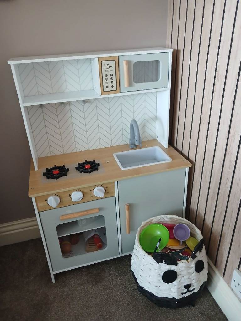 Kids wooden toy kitchen