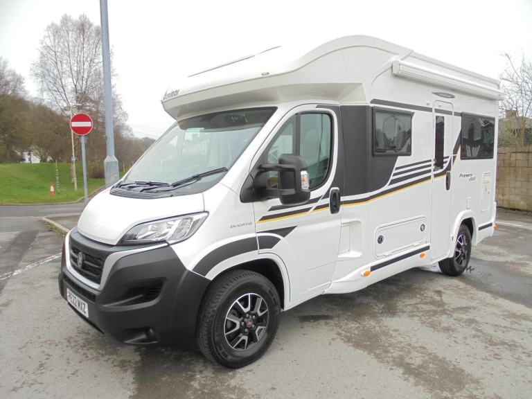 2022 22 BENIMAR PRIMERO 202 4 BERTH 4 TRAVEL SEATS # ONE OWNER VERY LOW MILEAGE 