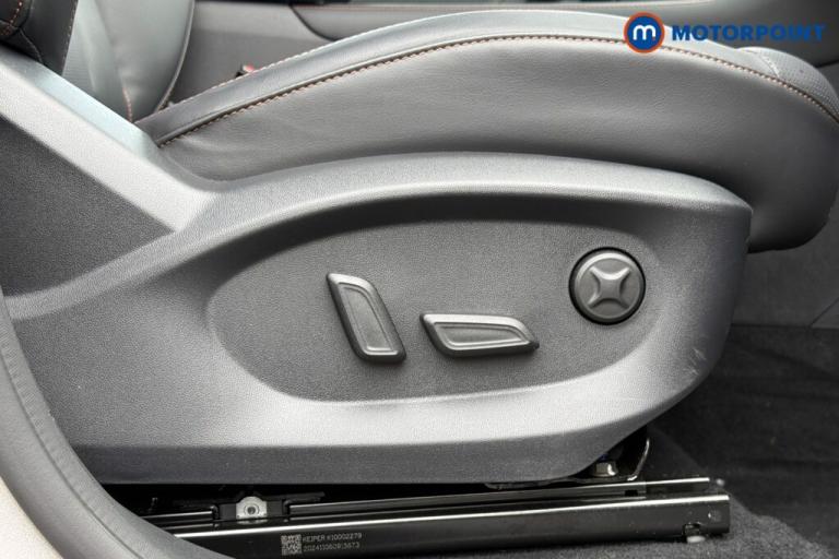 2025 MG MG HS 1.5 T-GDI Trophy 5dr DCT SUV Petrol Automatic