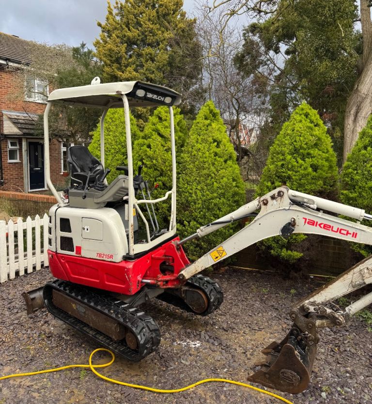 Takeuchi TB215R